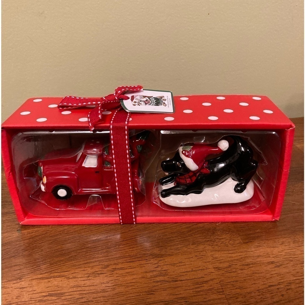 NEW BLUE SKY CHRISTMAS RED TRUCK AND BLACK LAB DOG  SALT & PEPPER SHAKERS